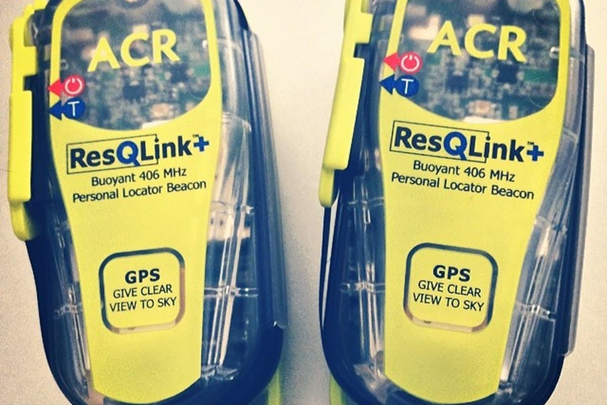 Two-Way Satellite Messenger & Global SOS Tracker